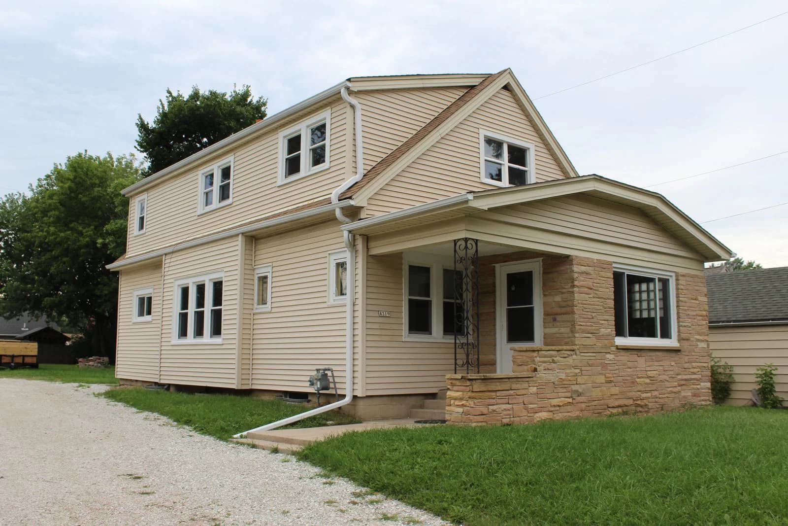 4319 Quincy