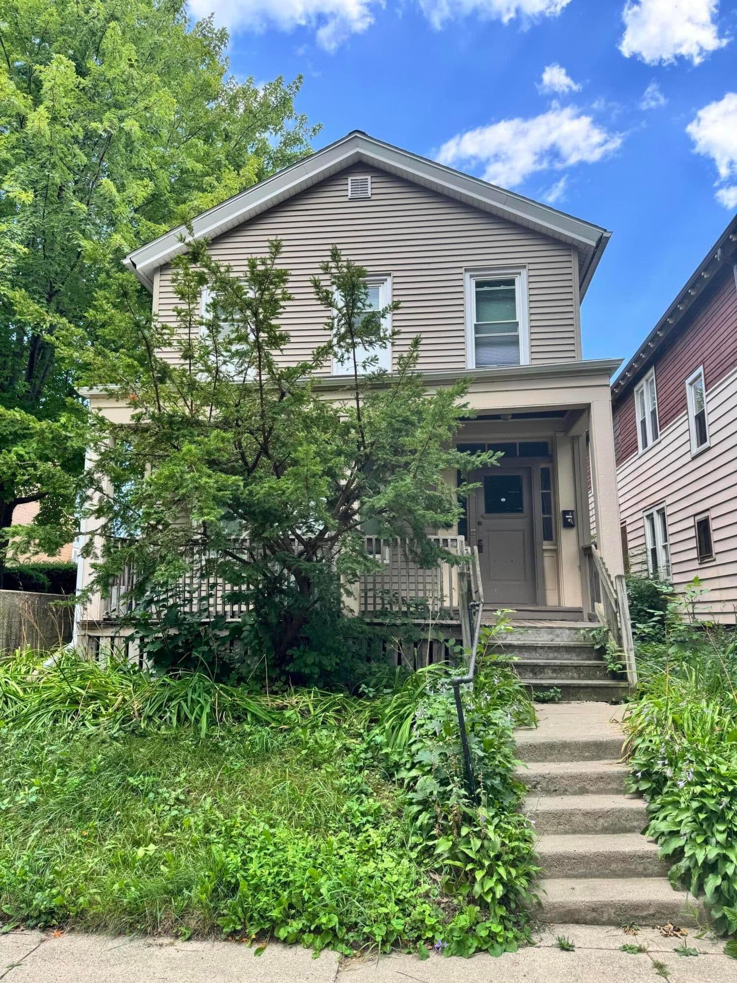 2920 Bartlett