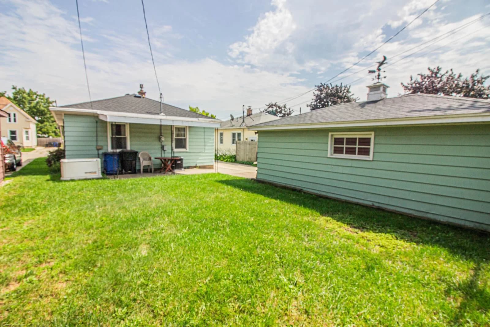226 Mertens Ave