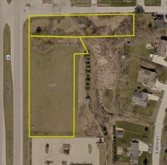8920 27th, Oak Creek, WI