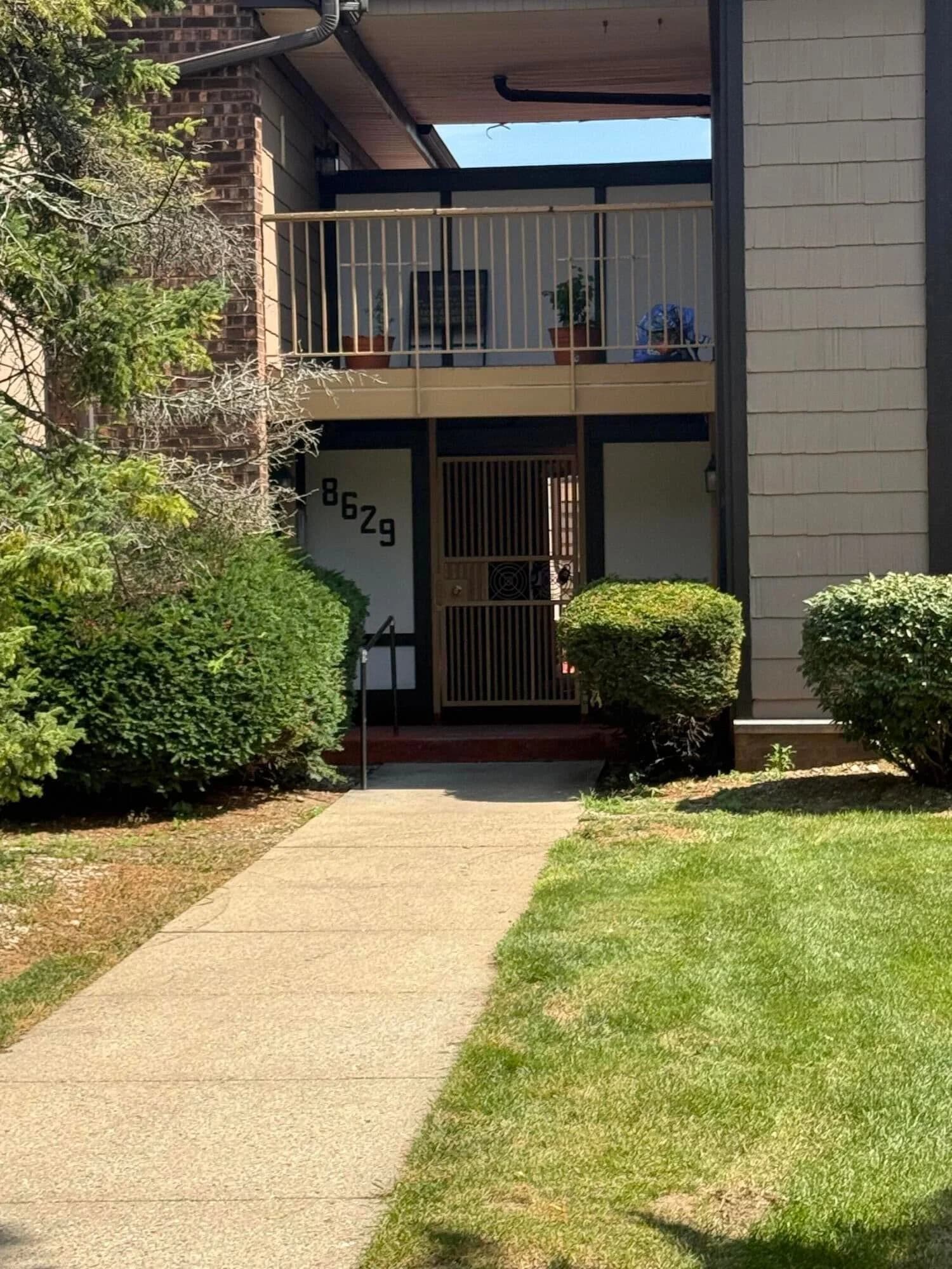 8629 Servite Dr