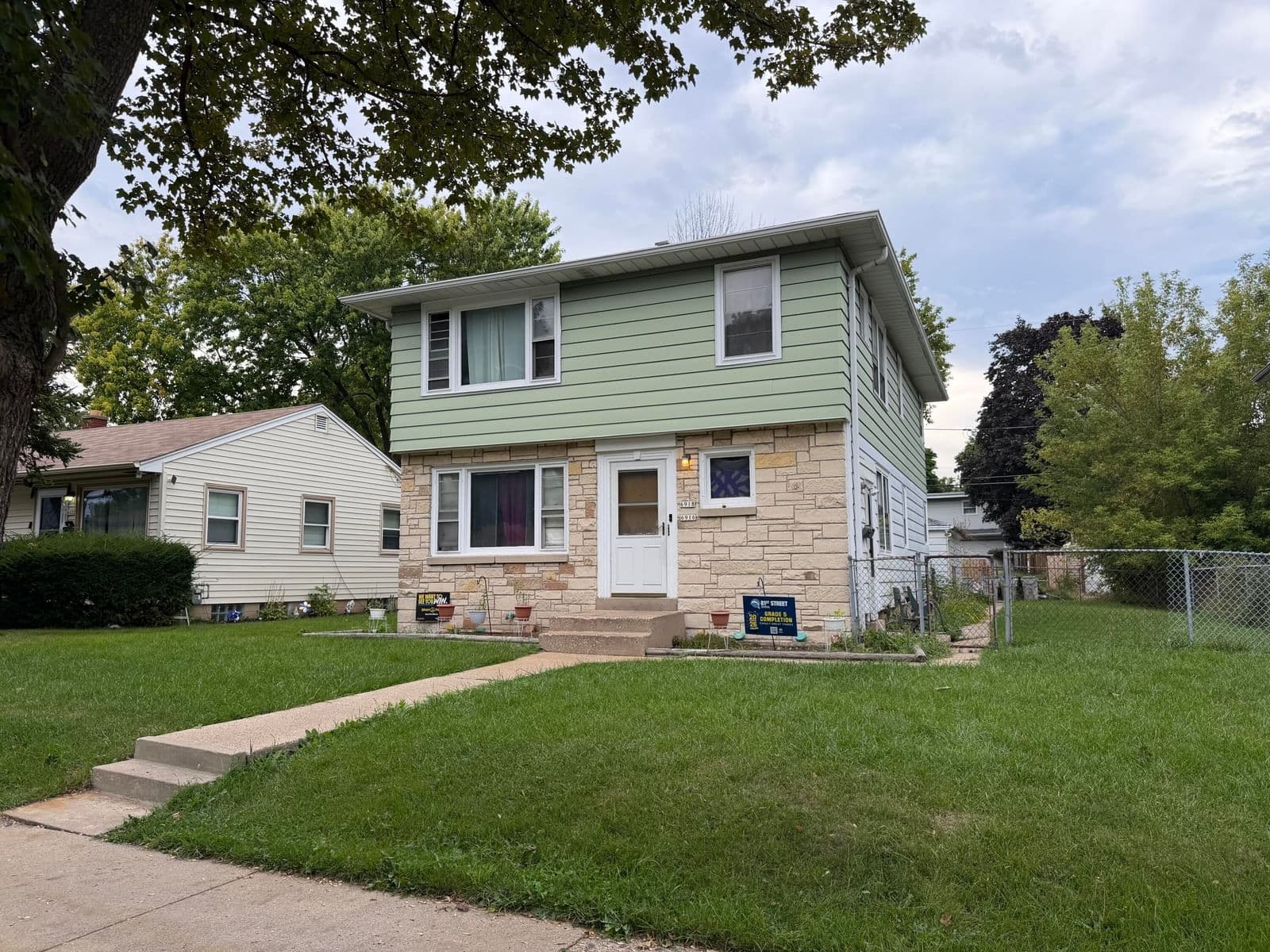6916 Villard Ave