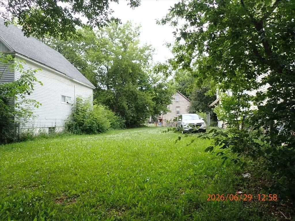 Listing photo