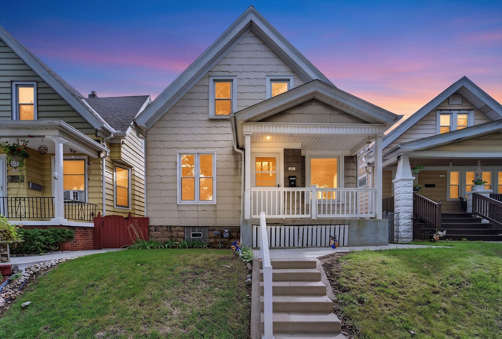 2444 34th St