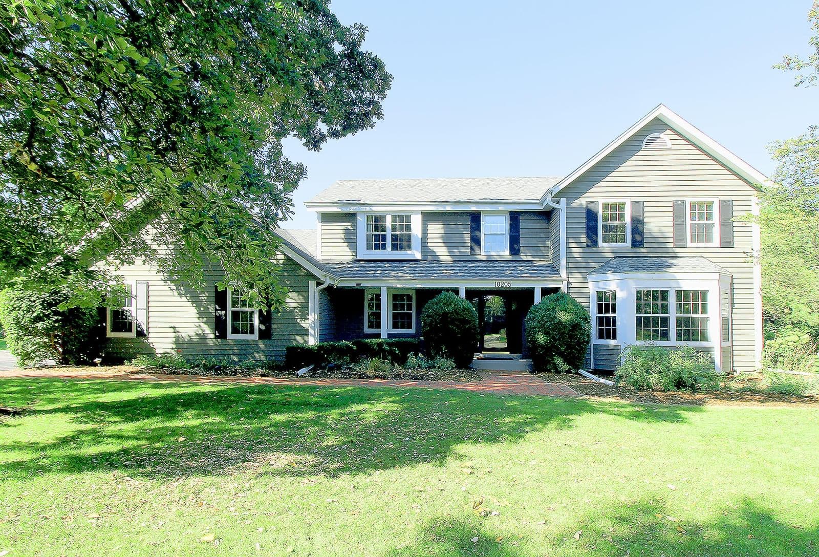 10205 Kenilworth Cir