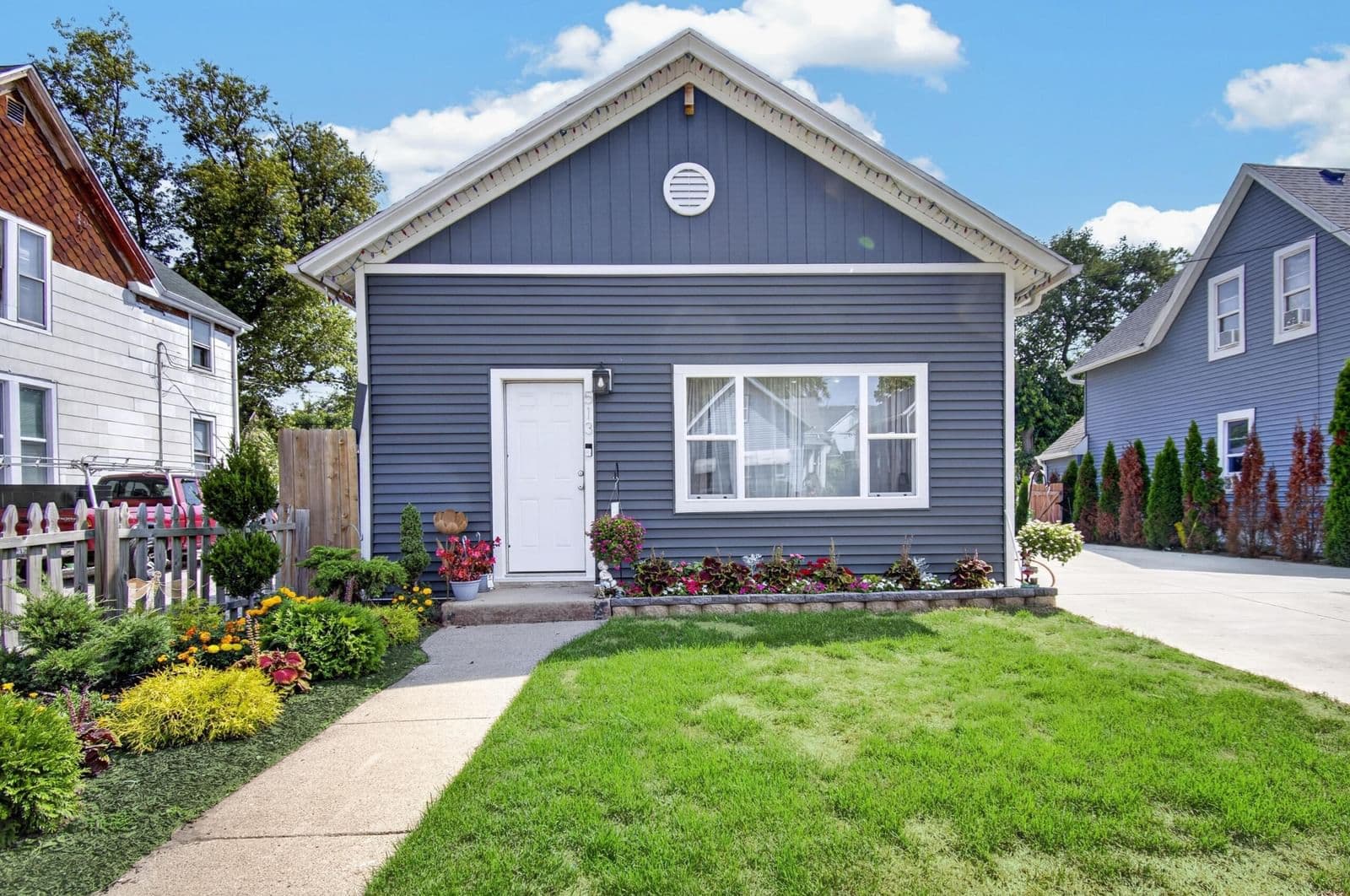 513 Memorial Dr