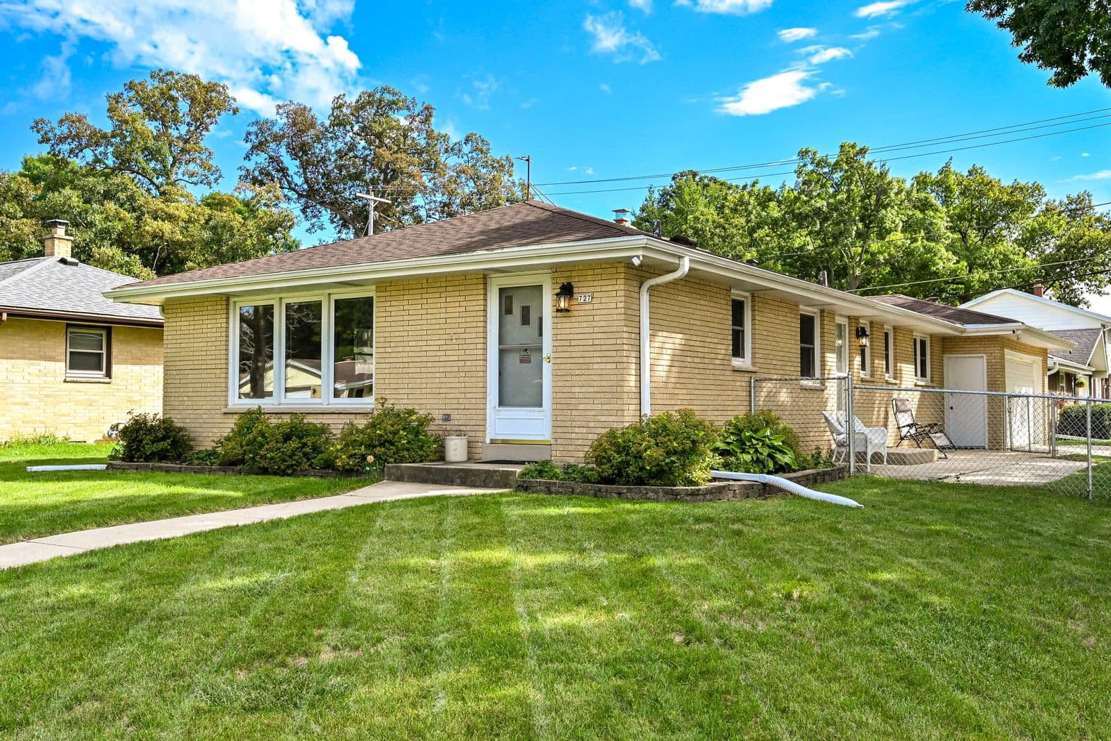 727 Abbott Ave