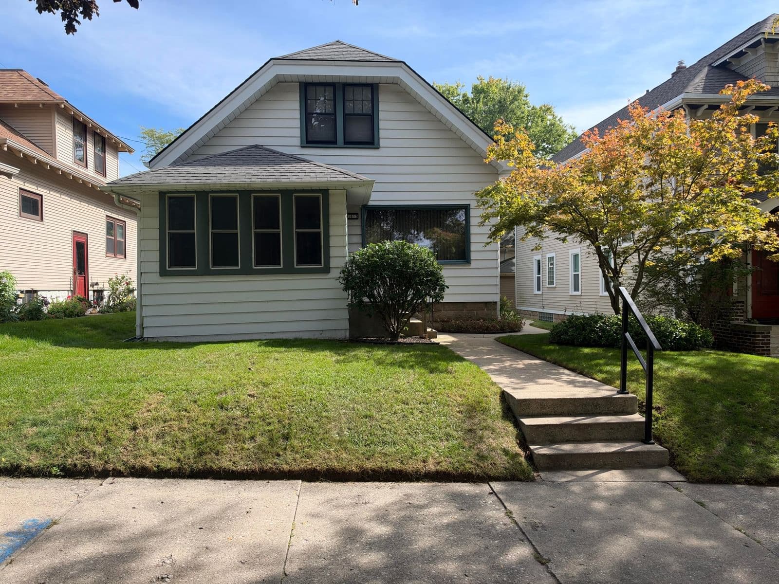 1613 Pryor Ave