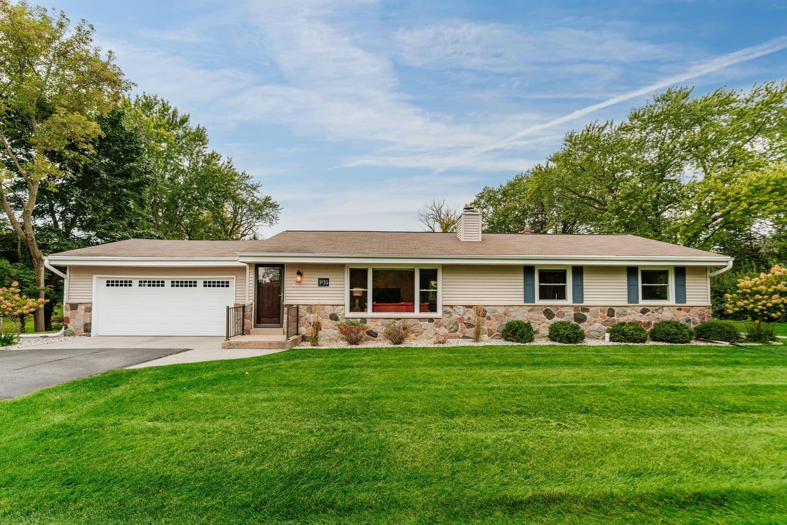 3035 Pilgrim Rd