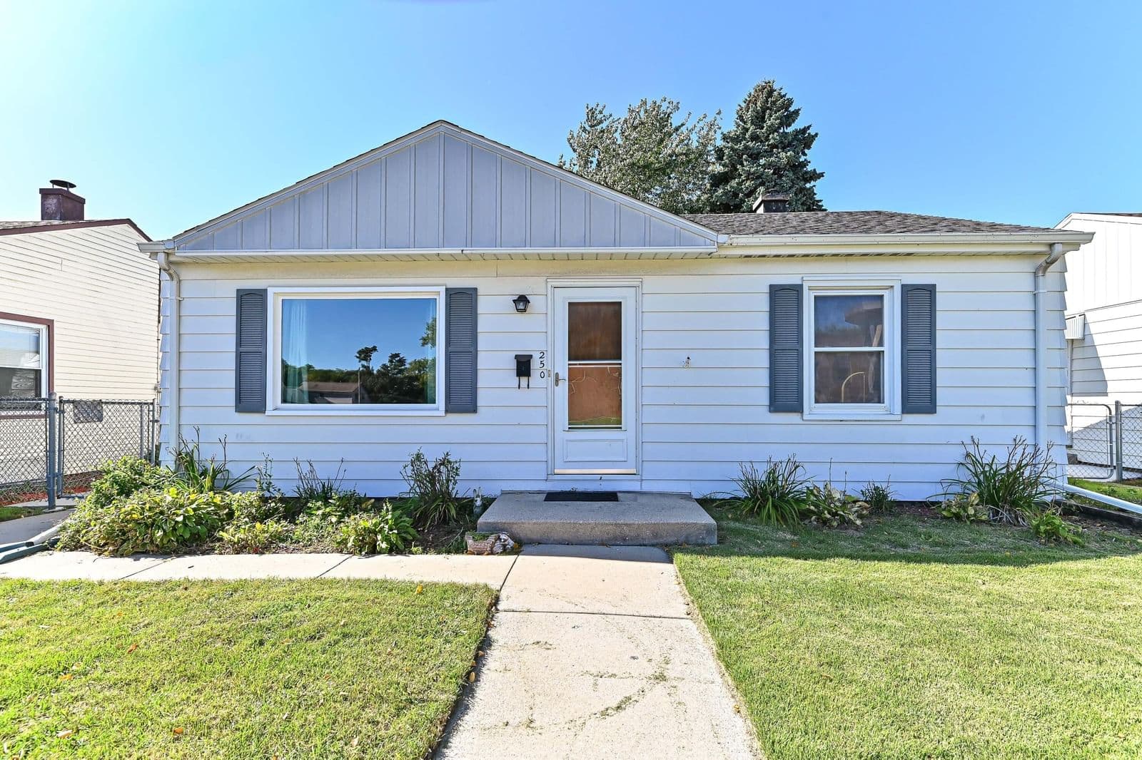 250 Luedtke Ave