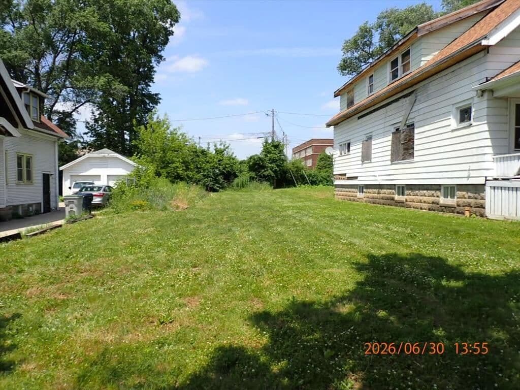 2400 Finn Pl