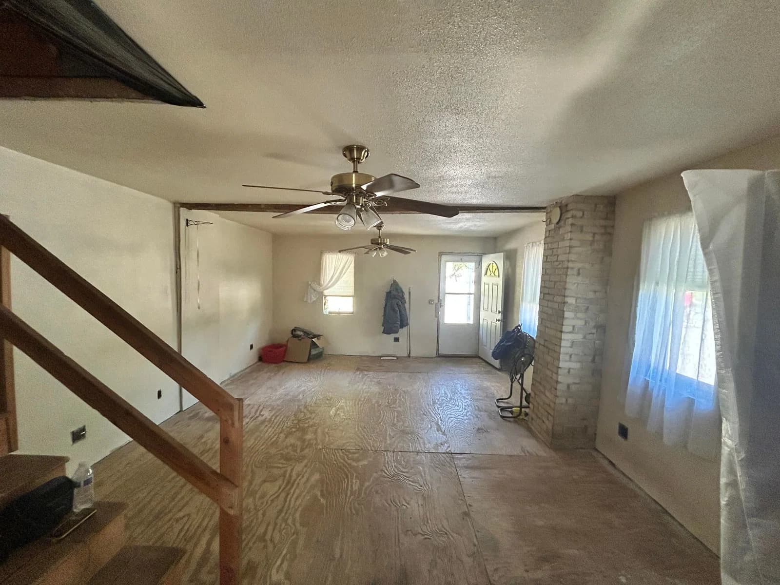 4301 Pleasant Valley Rd