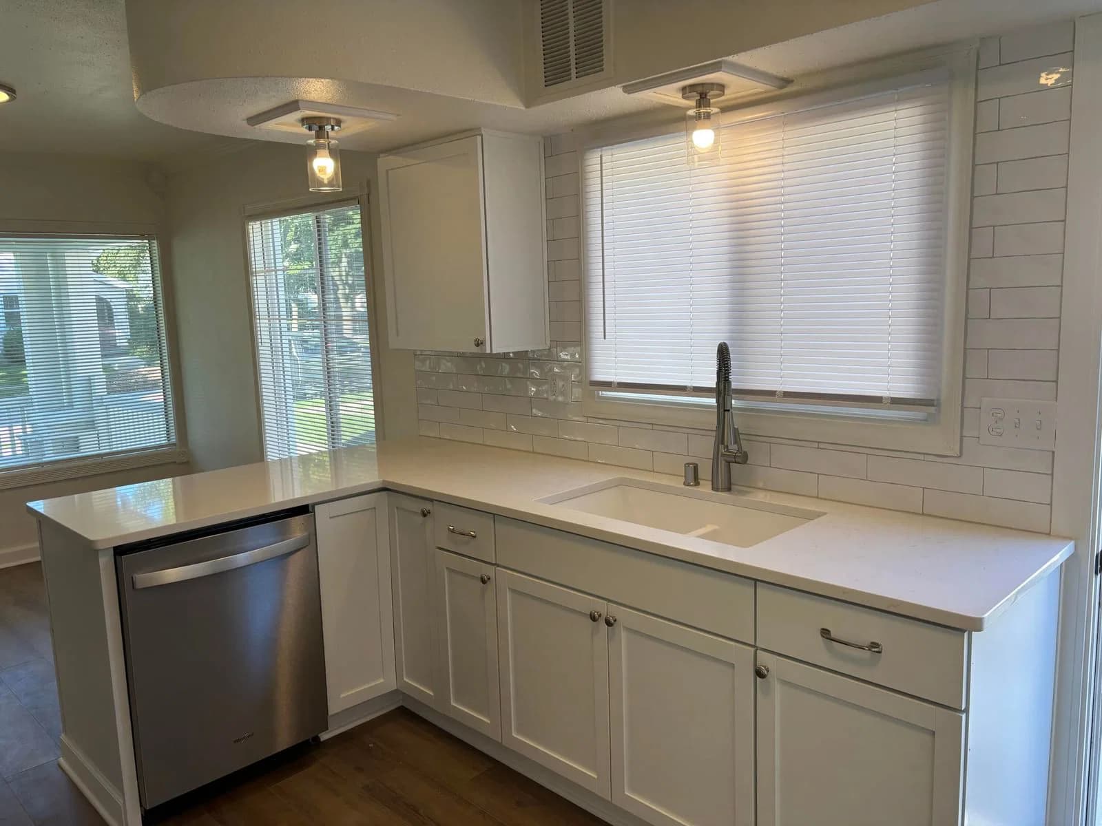 655 Oak Park Ct