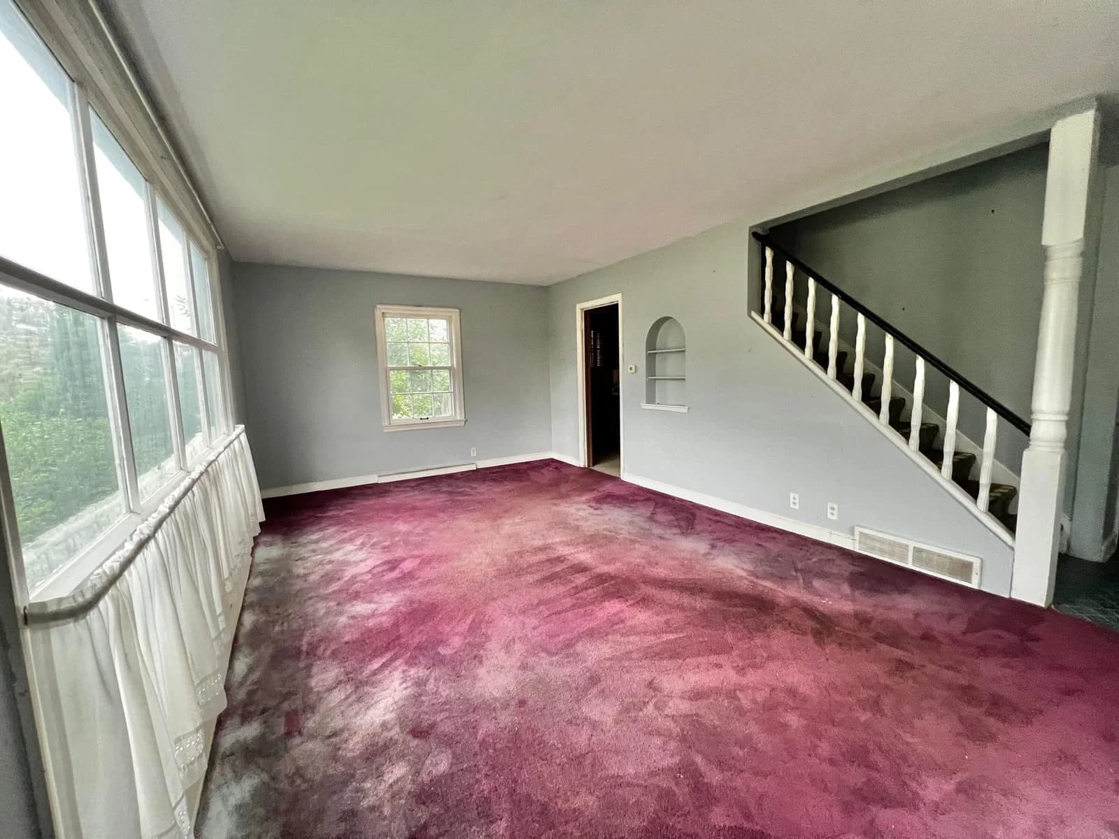 3417 Main St