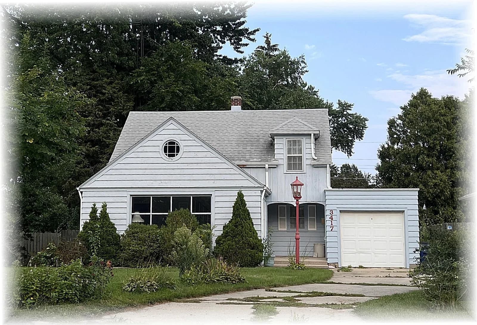 3417 Main St