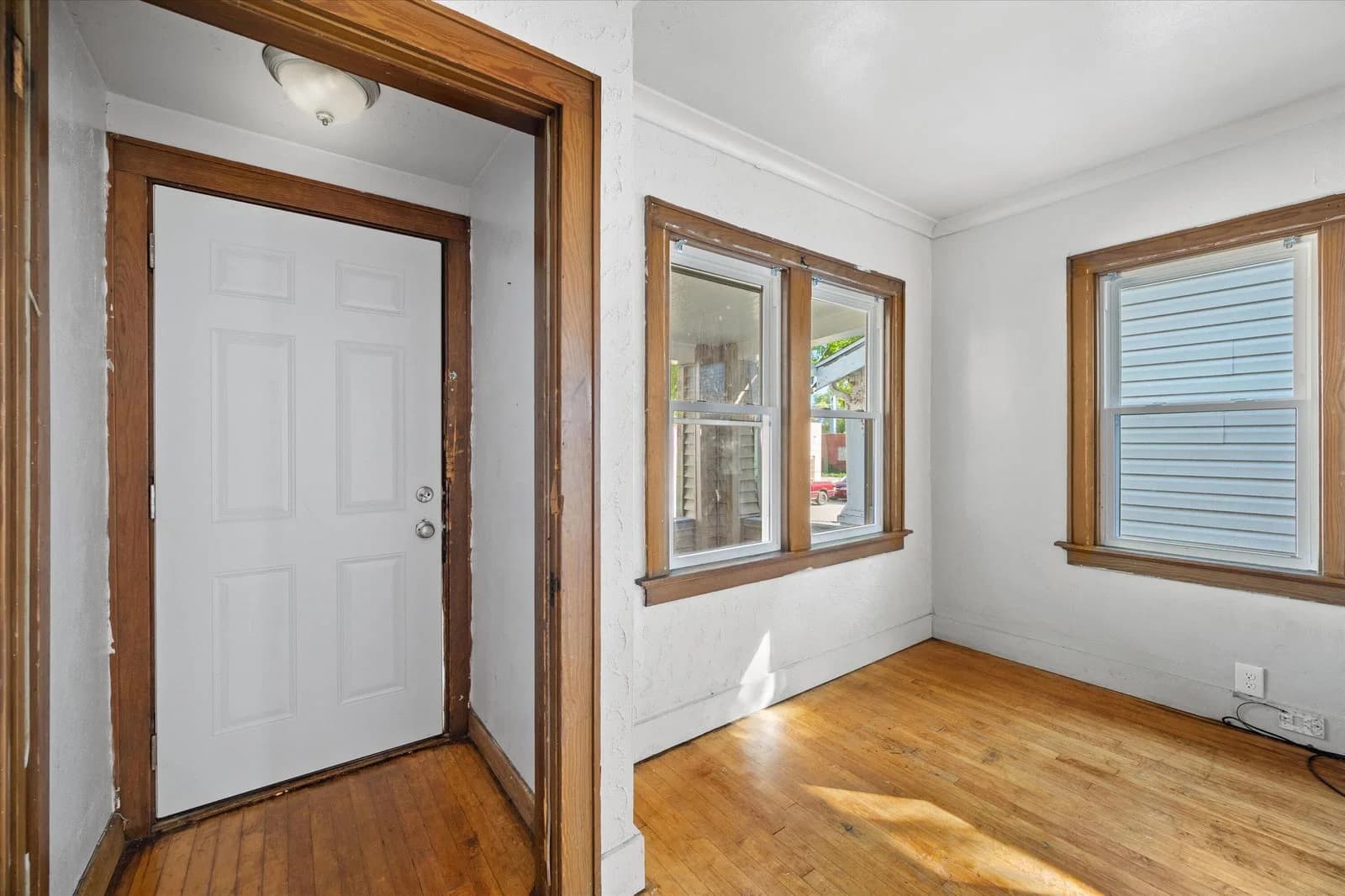 3215 Auer Ave