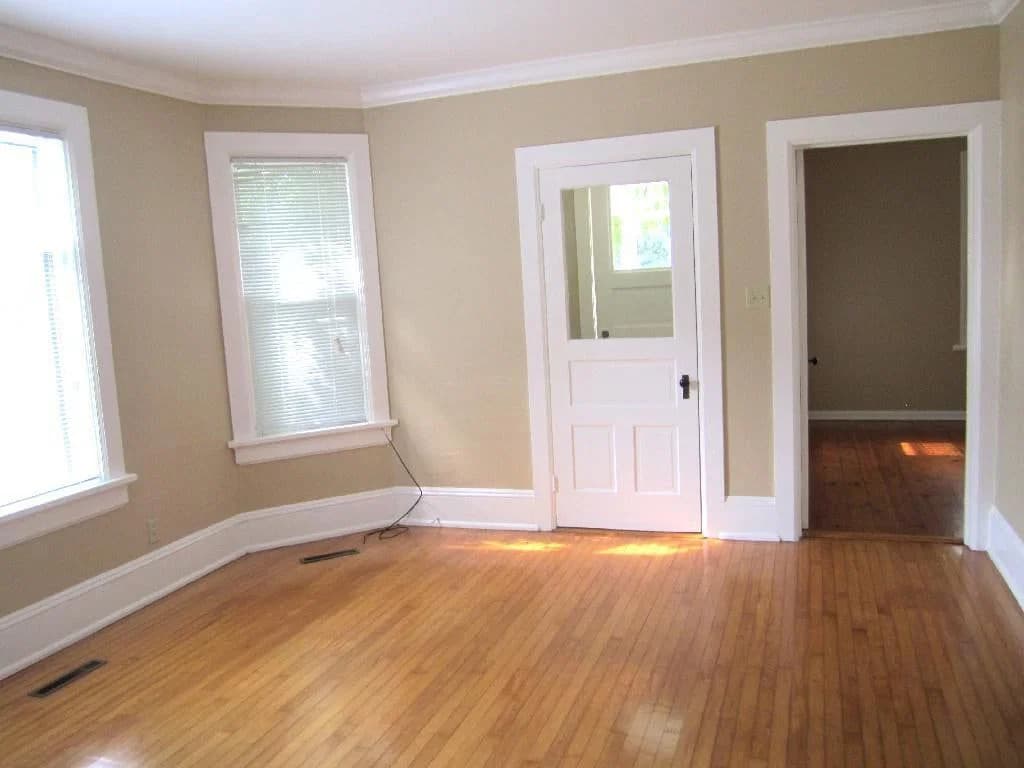 W58N421 Hilbert Ave