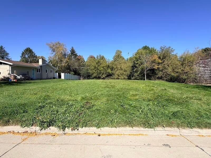 54 Steeplechase Dr