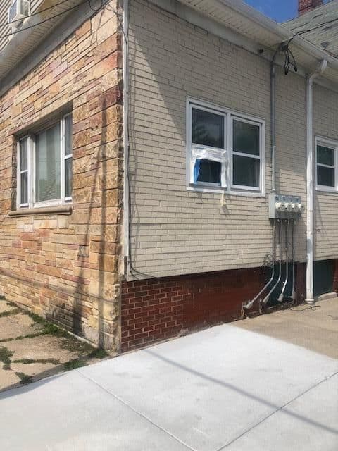 930 Locust St