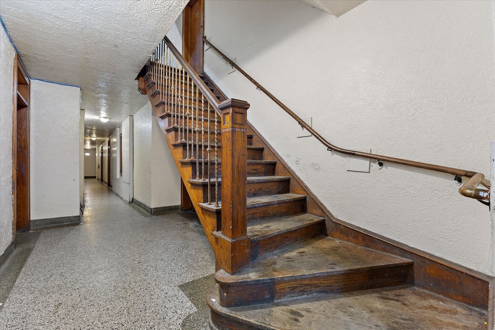 816 Greenfield Ave