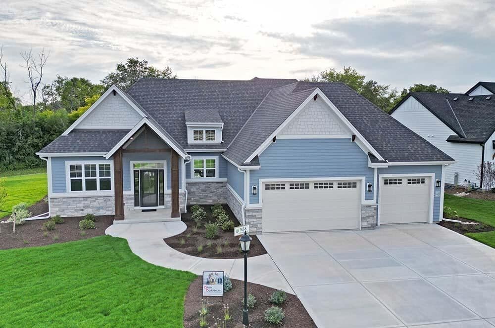 1342 Falcon Dr