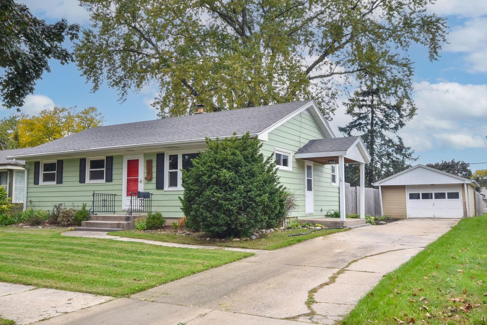 8026 Sunbury Ct