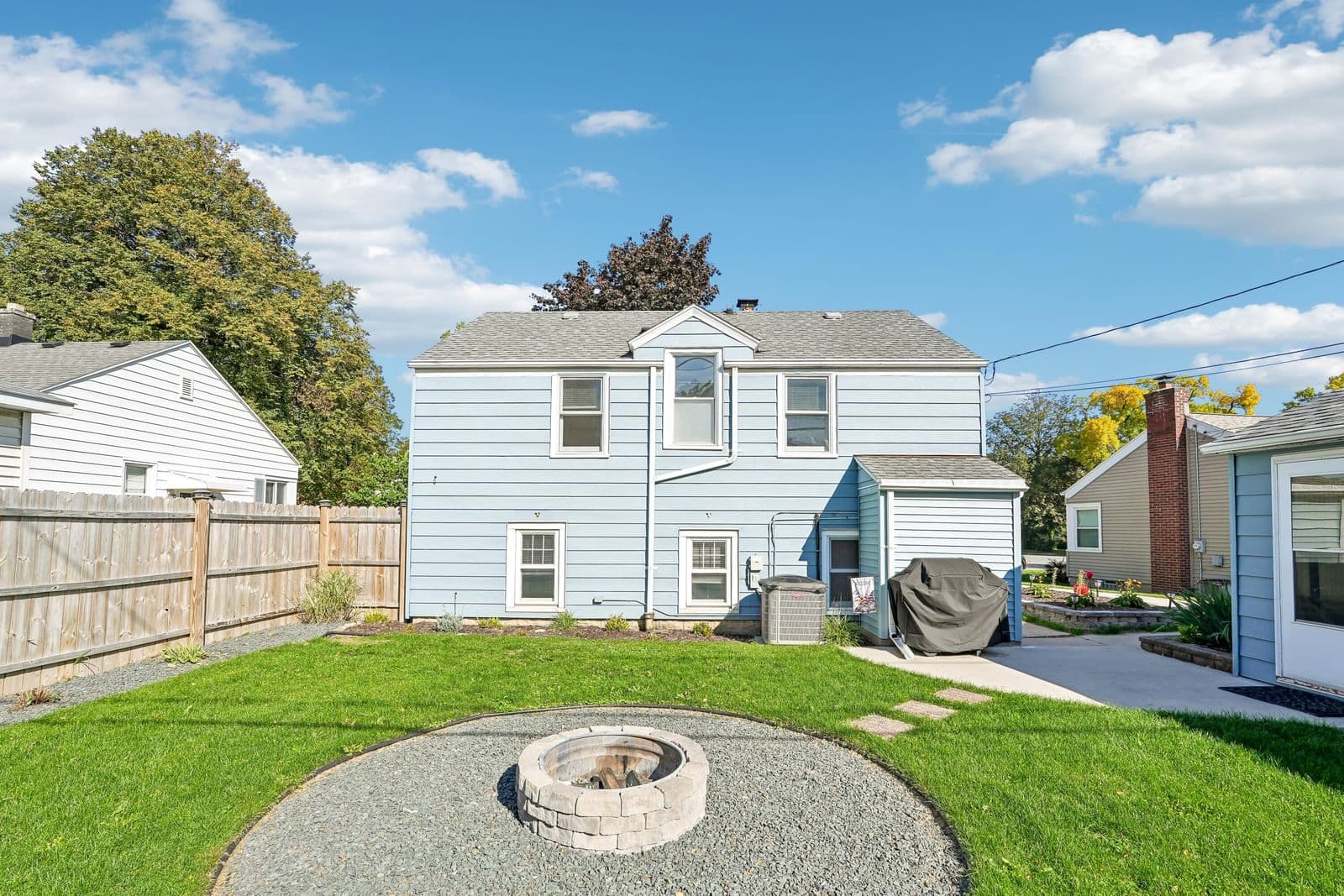 329 Gauer Cir