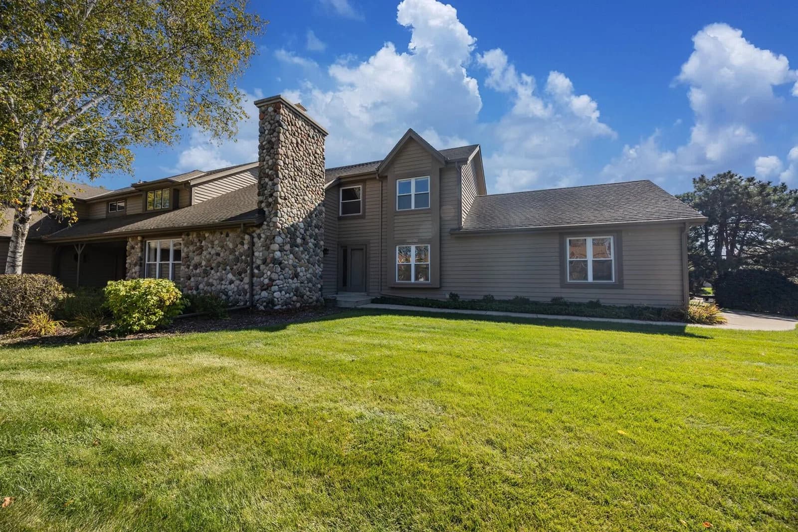 1515 De La Warr Cir