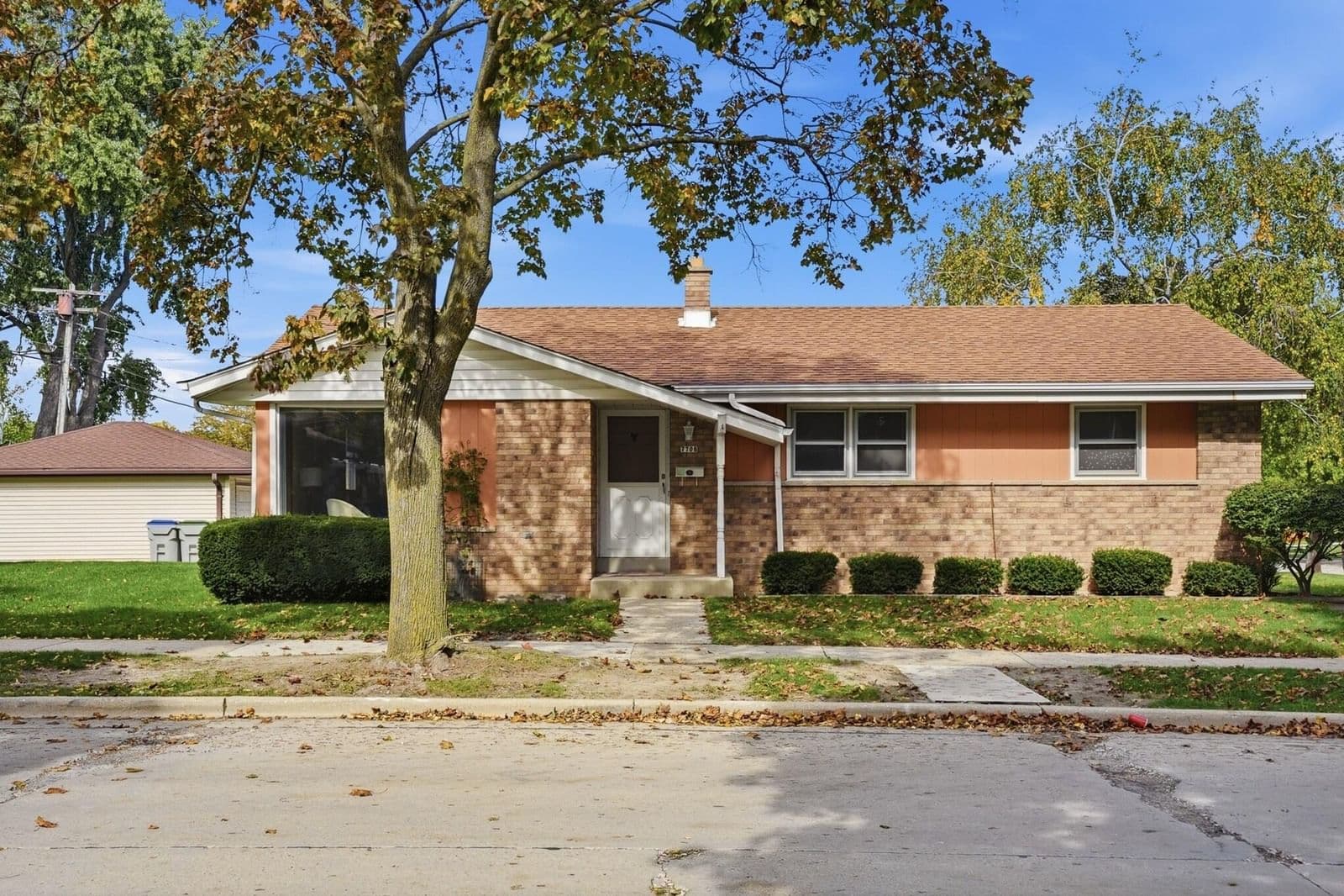 7708 Tripoli Ave