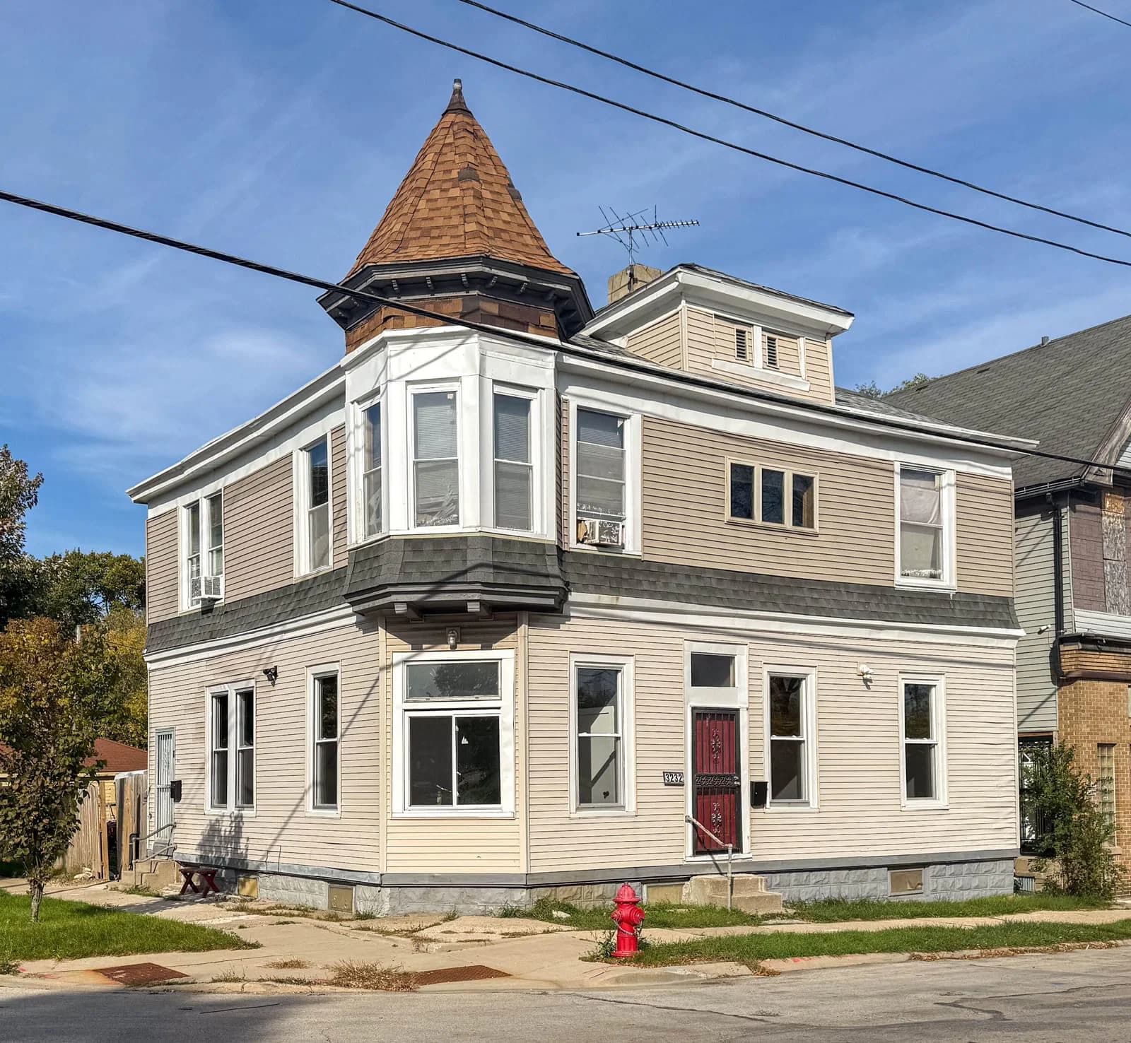 3232 Cameron Ave
