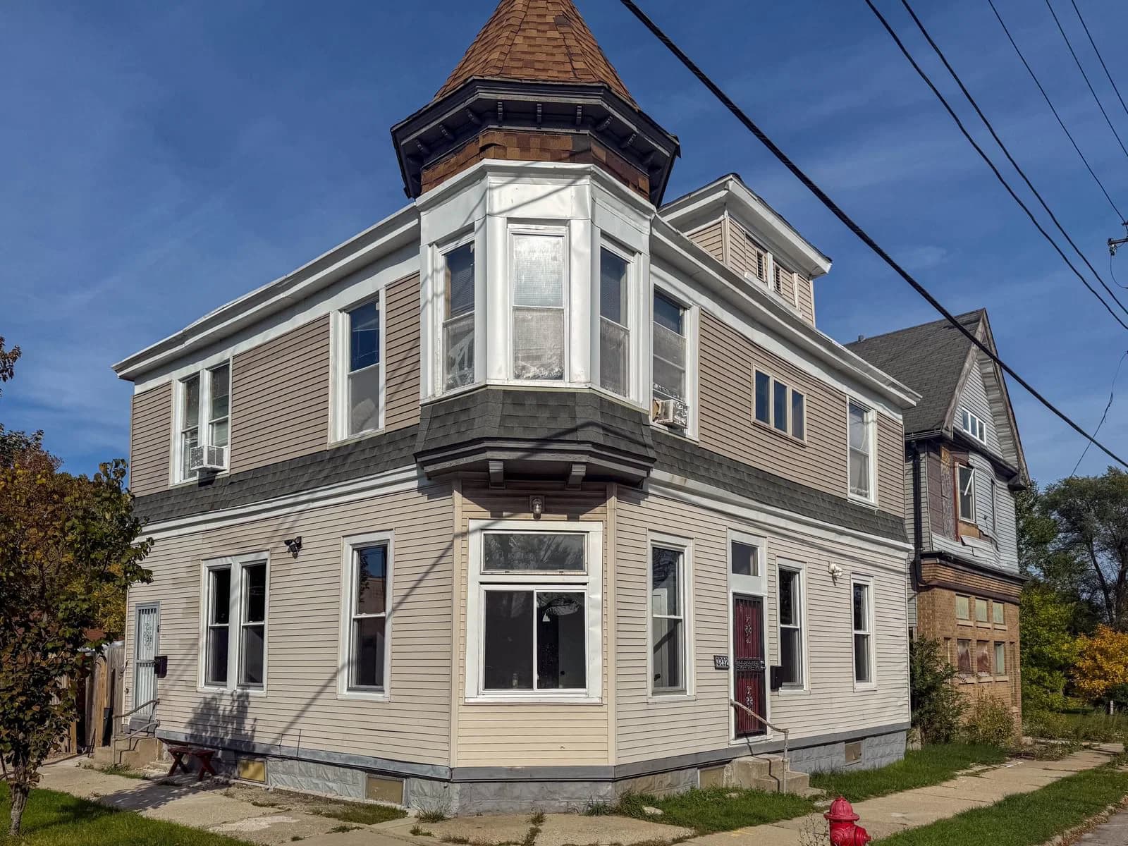 3232 Cameron Ave