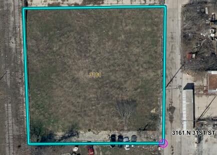 3161 31 St