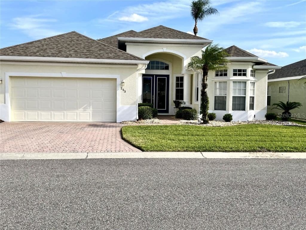 255 ROYAL PALM