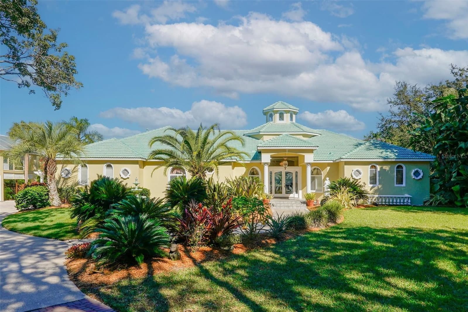 4209 LAKE LOCKHART