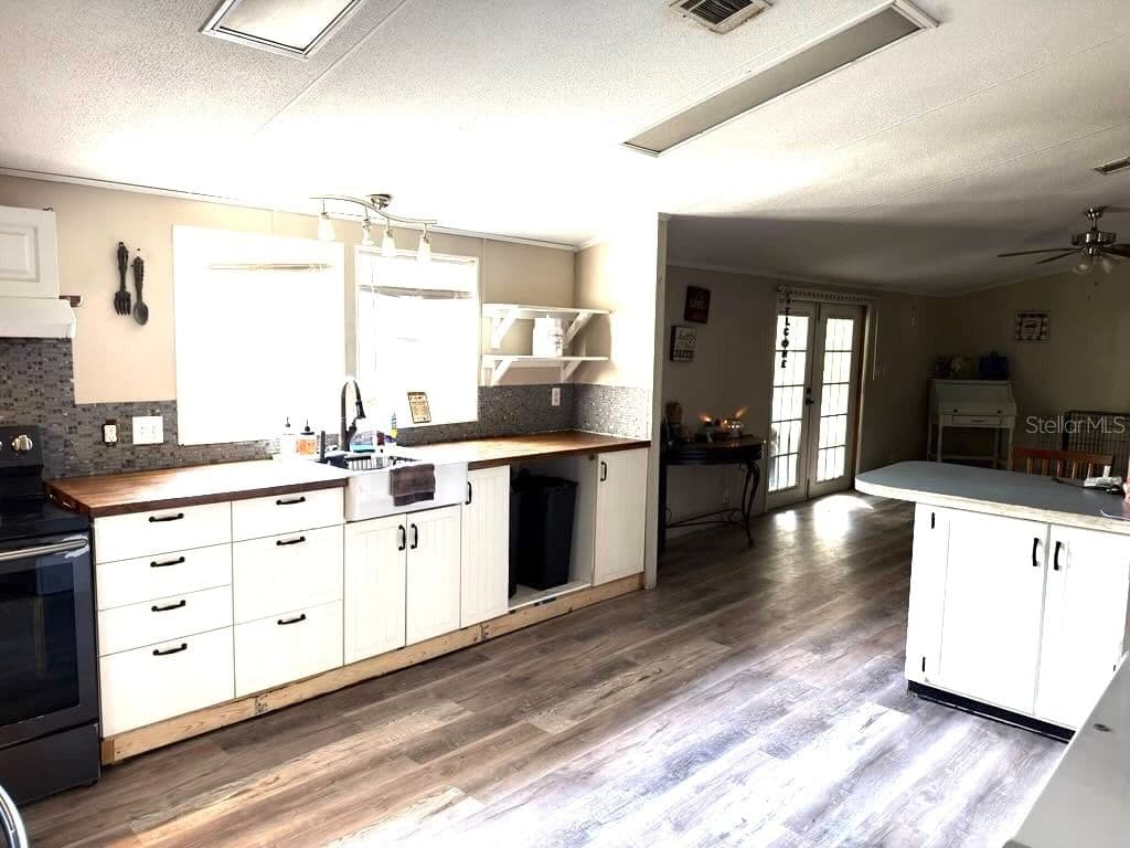 4126 BELLA VISTA