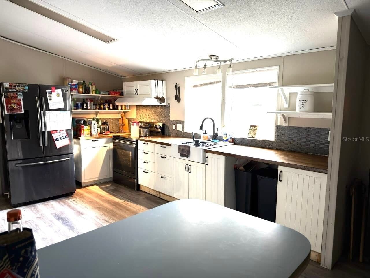 4126 BELLA VISTA