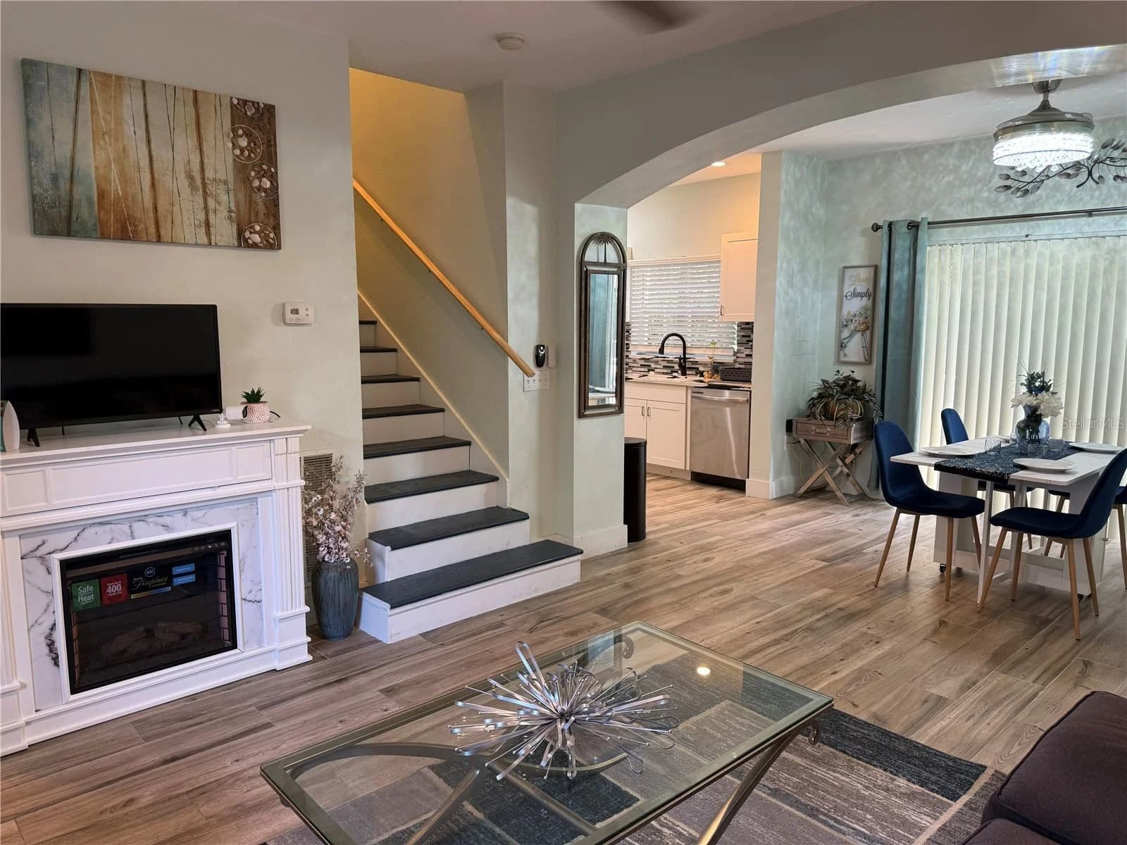 3304 LISA, Naples, FL