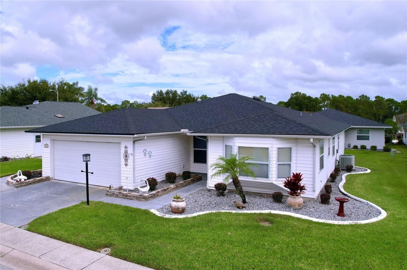 2137 GRAND CYPRESS