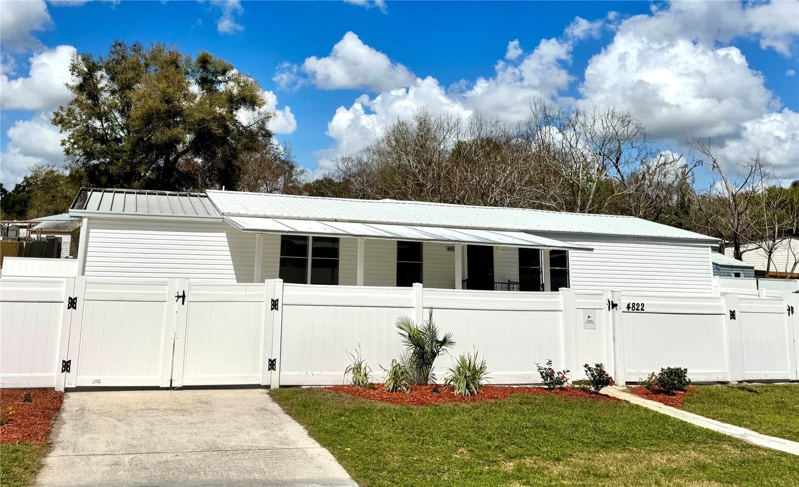 4822 ROLLING MEADOW