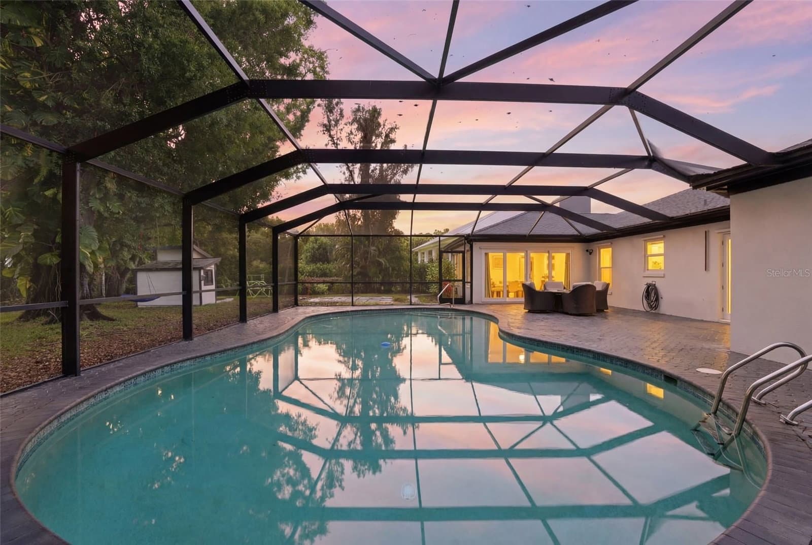 3931 RIVERSIDE