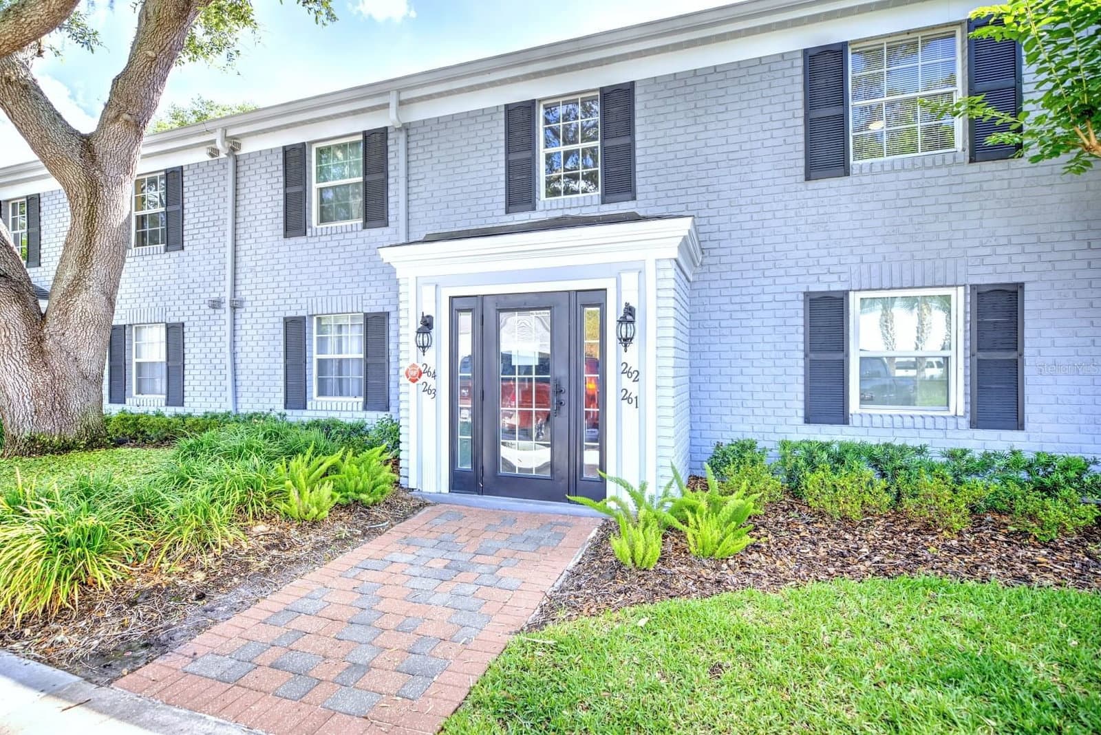 262 LEWFIELD