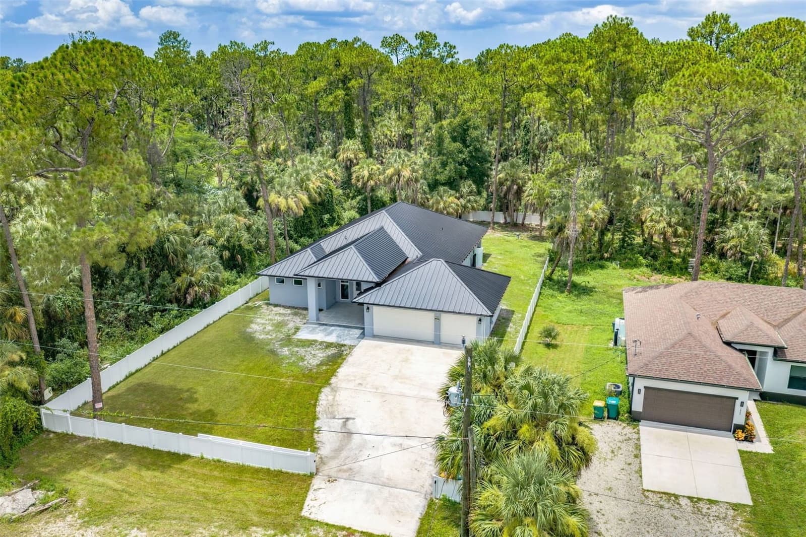 1853 DELLA, Naples, FL