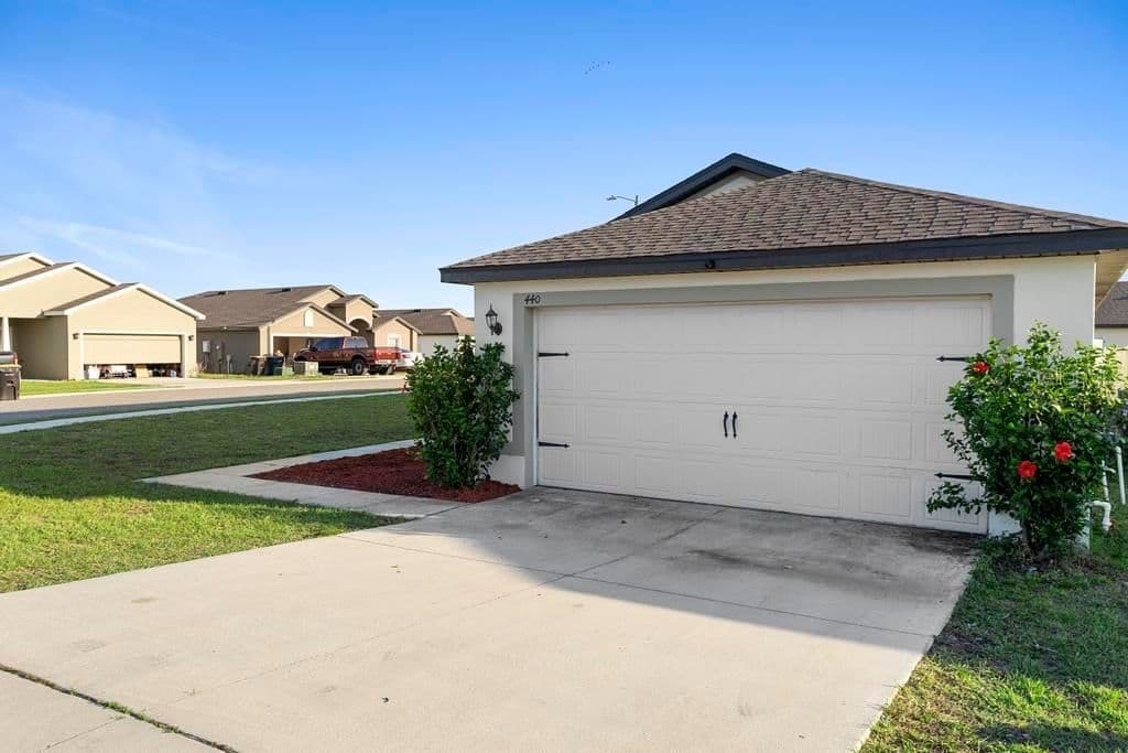 440 KENSINGTON VIEW