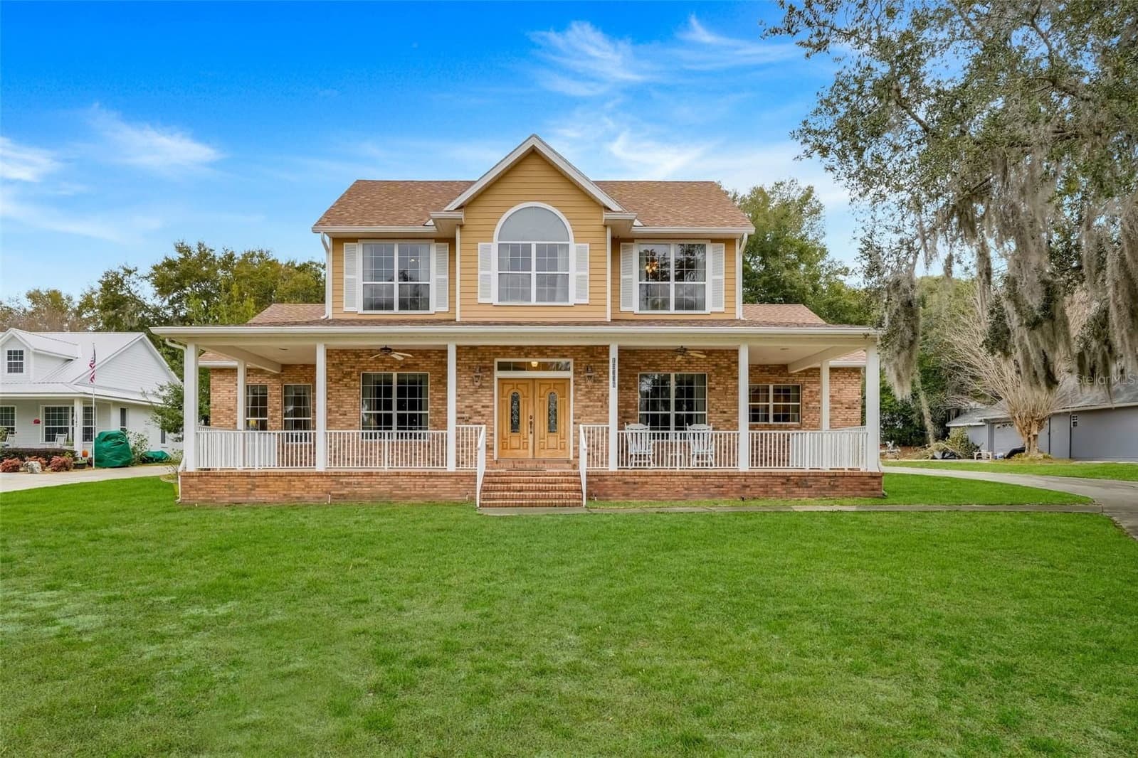 10336 LAKE LOUISA