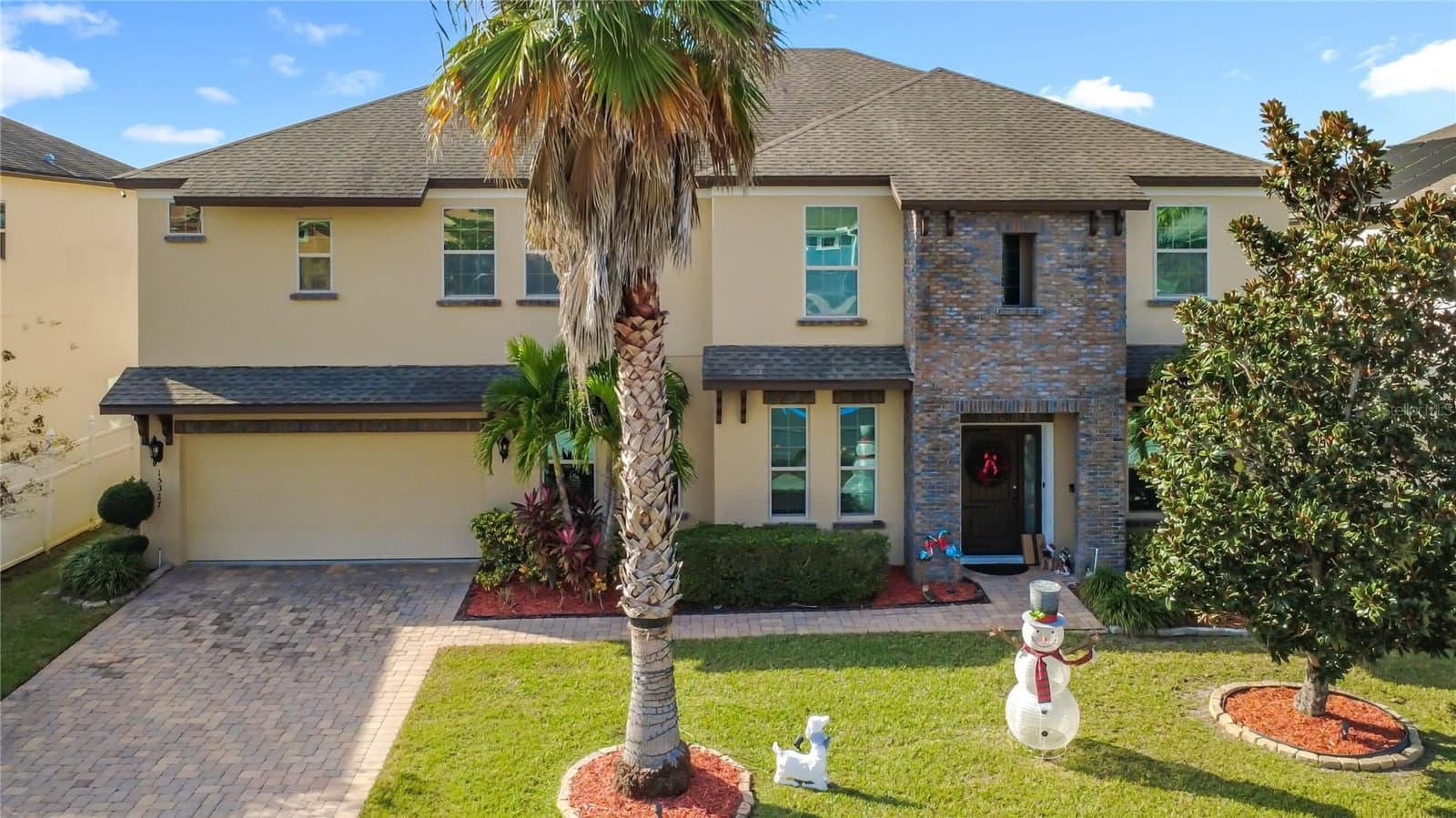 15327 HERON HIDEAWAY