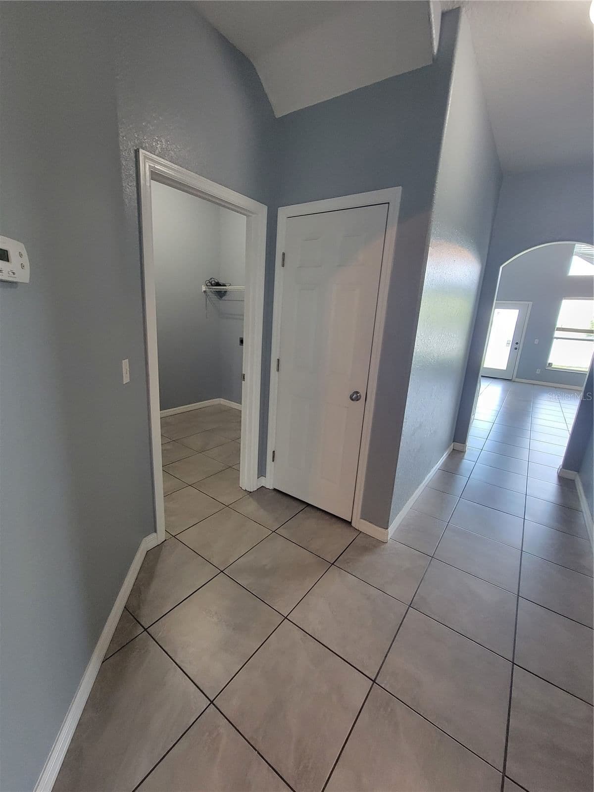 2734 ROCHELLE