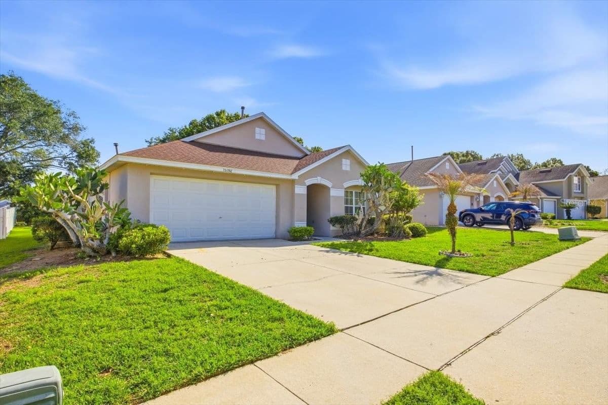 15702 BAY VISTA