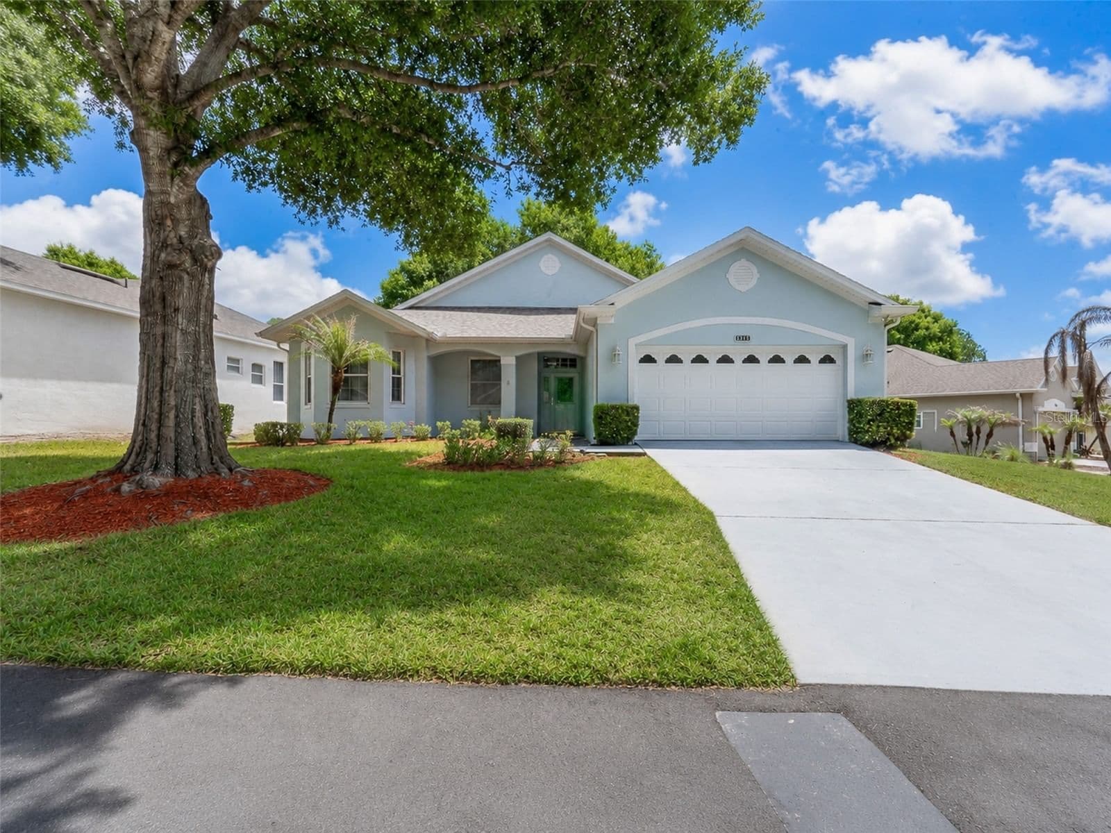 4215 GREENWICH