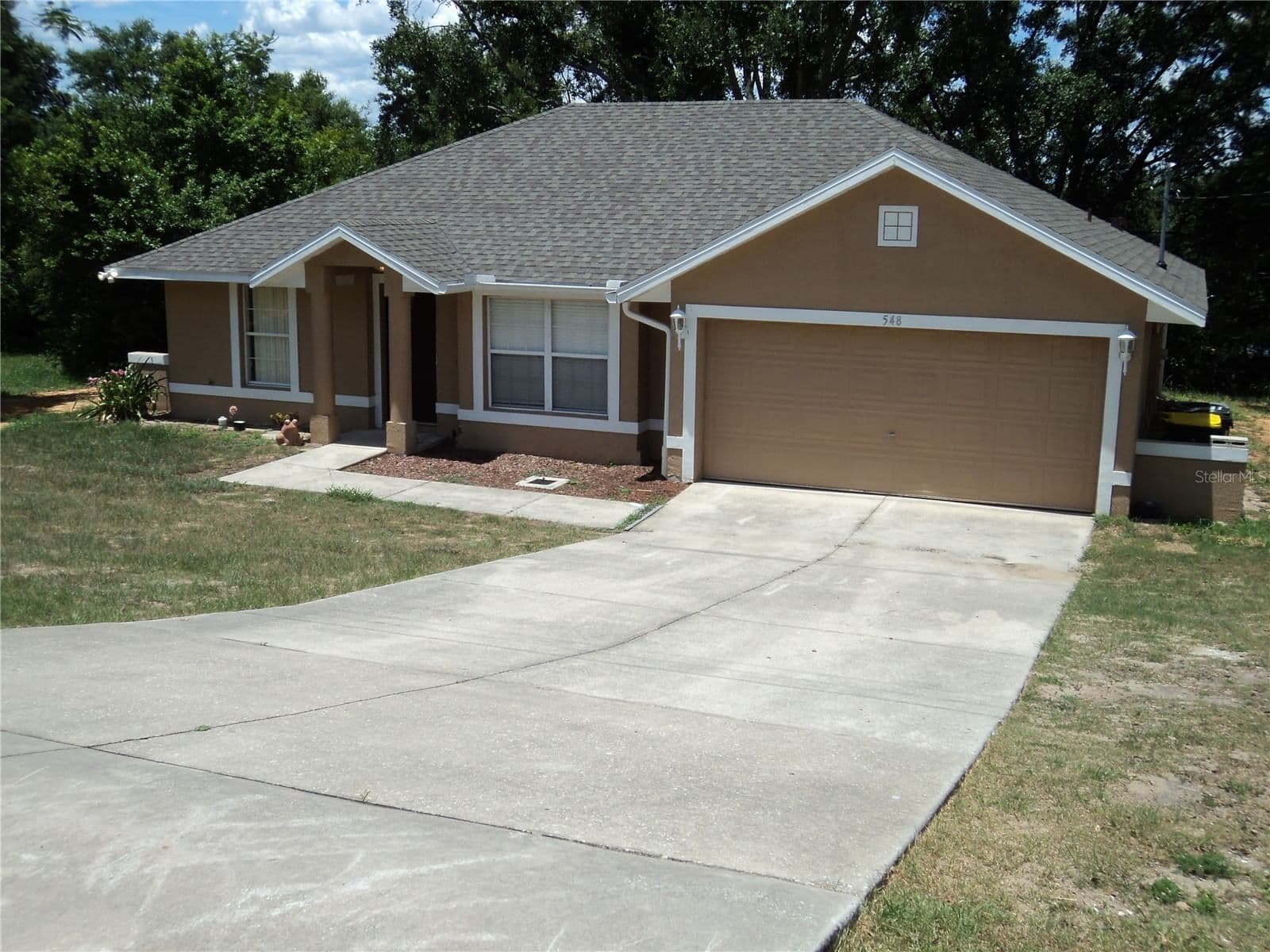 548 MONTROSE