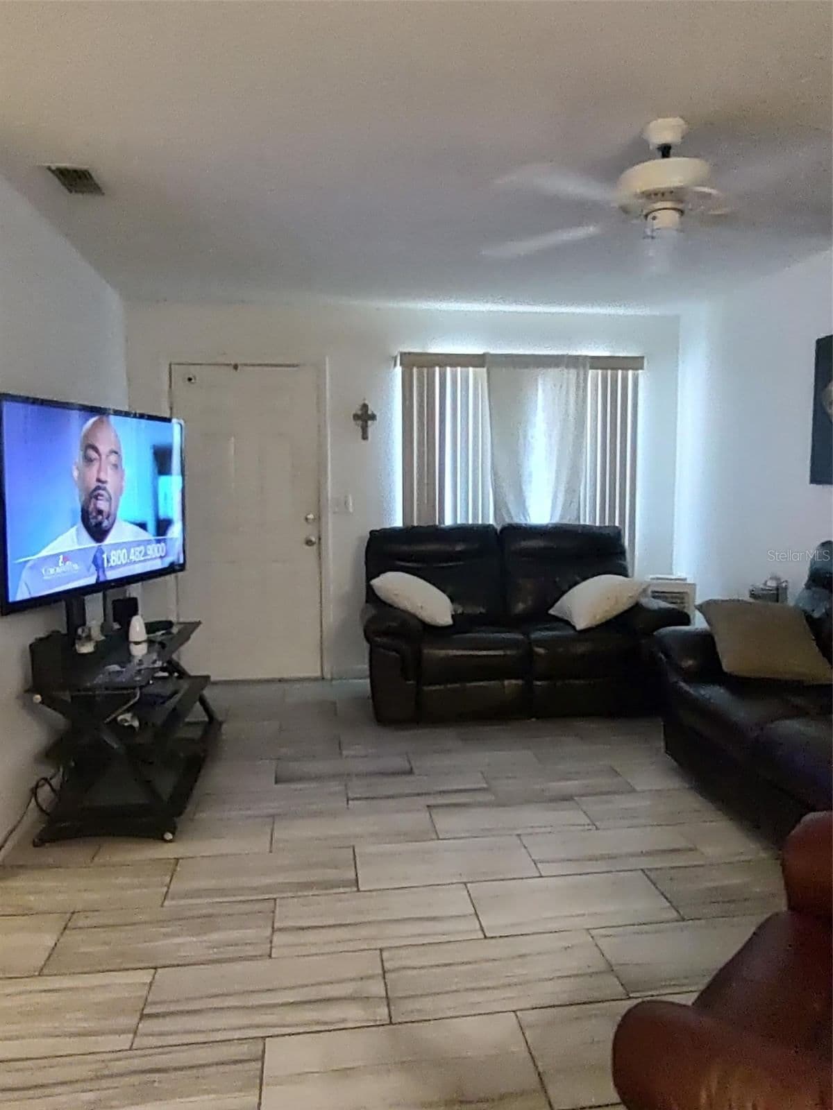 1402 THOUSAND ROSES DR. W.